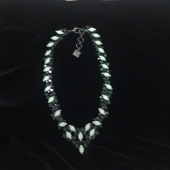 BCBG necklace - Picture 1 of 1